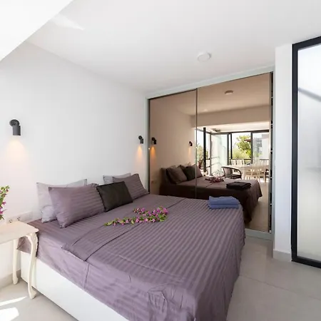 فيلة Modern With Garden And Terrace Near Beach In The Heart Of بودروم