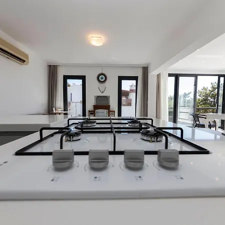 فيلة Modern With Garden And Terrace Near Beach In The Heart Of *
